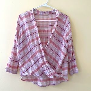 Hollister sz M 100% cotton breezy top